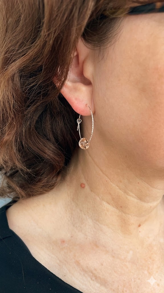 Créoles en Argent Scintillant et Perles de Verre Artisanales Rose Poudré – Image 2