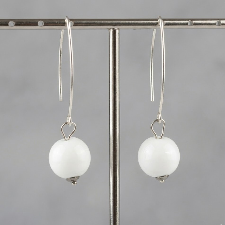 Boucles d'oreilles pendante en argent avec perles de verre de murano Bea coloris blanc